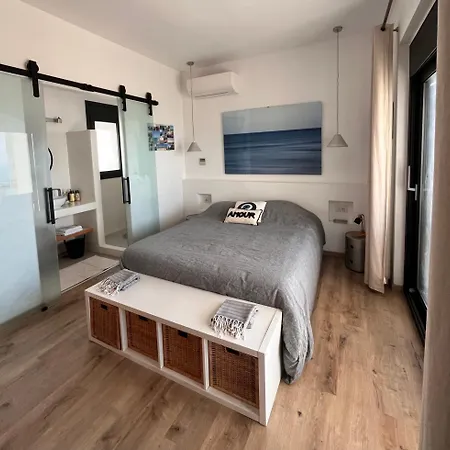 Kefi Spitia Simotáta