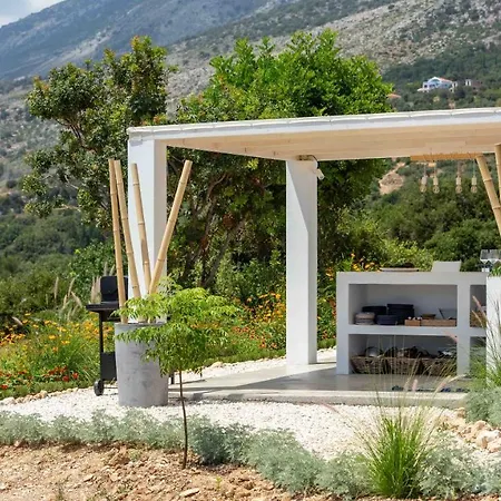 Villa Kefi Spitia *
